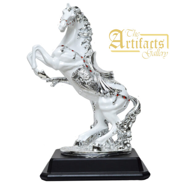 Royal Horse Sculpture (Multicolor) - Image 2